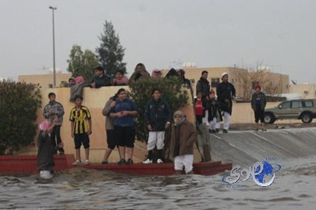 سيدة مكسيكية تخطف أم زعيم عصابة لإنقاذ زوجها .. صورة