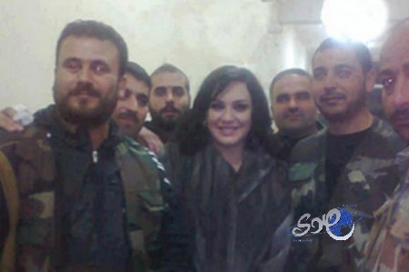 سلاف فواخرجي تنضمّ إلى الجيش السوري