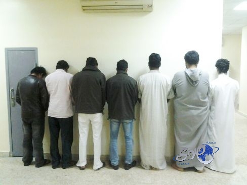 الجناة السبعة في قبضة رجال شرطة الرياض