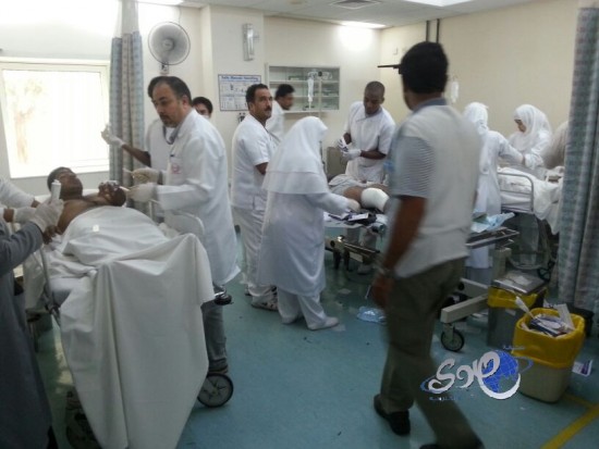 العناية الالهية تنقذ 8 عمال بمركز مكة الطبي