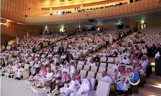 أكثر من 10 ملايين سعودي يتواصلون إلكترونيا.. والتعليم آخر اهتماماتهم