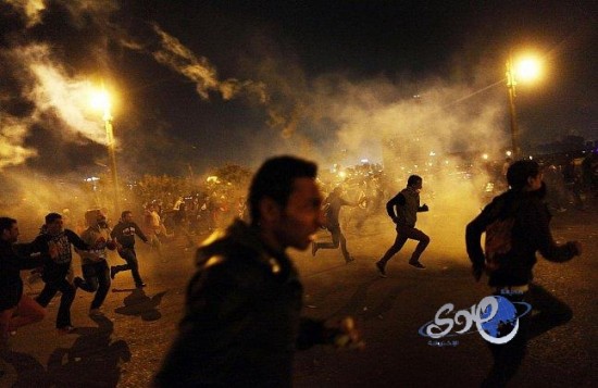 مقتل متظاهر في اشتباكات مع الشرطة قرب ميدان التحرير