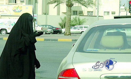 الإطاحة بوافد آسيوي يوزِّع المتسولات في “إشارات جدة”