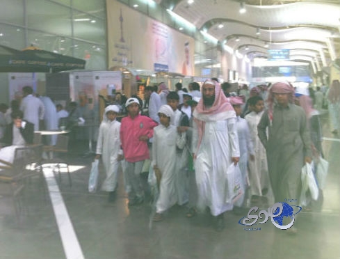 معرض الكتاب.. غزو طلاب المدارس.. والإقبال ضعيف وركود البيع