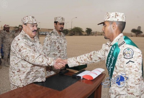 مركز التدريب بالحرس الوطني يخرج عددًا من دورات الفرد الأساسي
