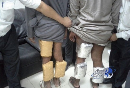 جمرك البطحاء يحبط تهريب حشيش وحبوب مخدرة