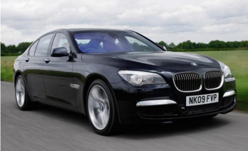 استدعاء سيارات الفئة السابعة من BMW لخلل في تهوية الوقود