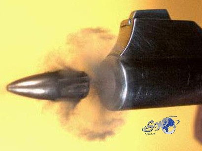 مقتل ستيني أثناء تأديته صلاة الجمعة وأهله يحرقون بيت الجاني