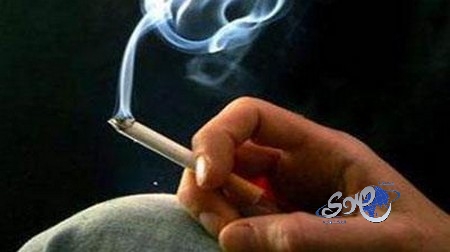 دراسة: الرجال يدخنون للتسلية والنساء لتهدئة أعصابهن