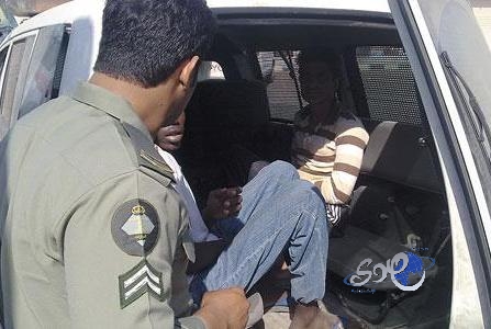 الجهات الأمنية بعسير تضبط 1744 مخالفاً لأنظمة الإقامة