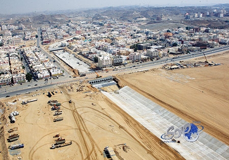 الشهري: مشاريع السيول بجدة التزمت بأدق المعايير البيئية والأرصادية