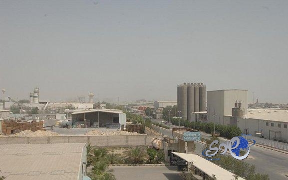 الدفاع المدني يسيطر على تسرب غاز داخل مصنع بالدمام
