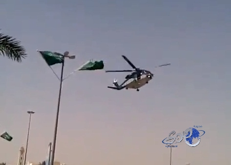 “فيديو جديد” يوضح كيفية سقوط جندي الدفاع المدني من الطائرة