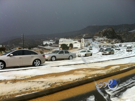 غزارة الأمطار وتساقط الثلوج توقف السير في بلسمر‎