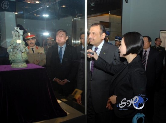 سمو نائب وزير الدفاع يزور مجموعة شركة بولي