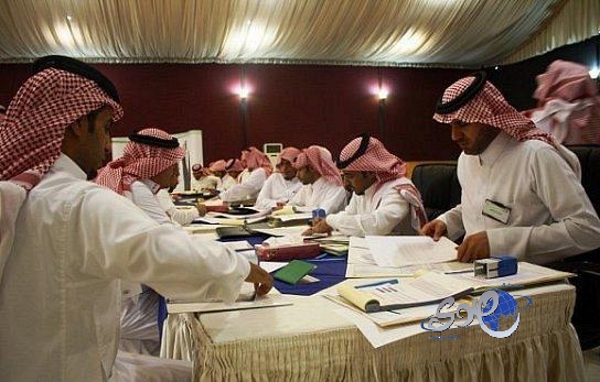 وزير الخدمة: اجتياز اختبار “الجدارة” شرط للوظائف الحكومية