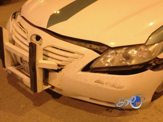 “مرور” البكيرية يُوقف مفحطاً بالقوة الجبرية بعد هروبه