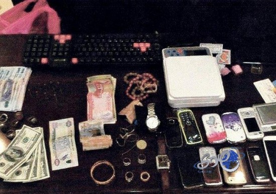 الإطاحة بعصابة تشاركهم اندونيسية في سرقة المنازل بالرياض