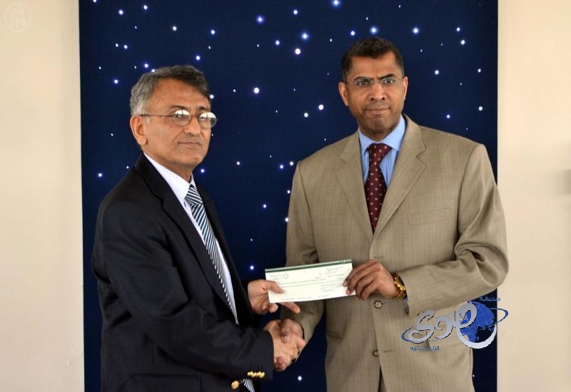 سفارة خادم الحرمين الشريفين لدى باكستان تسلم مساهمة المملكة للجنة الكومستيك