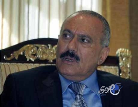 عبدالله صالح يصل إلى “الرياض” لإجراء فحوصات طبية