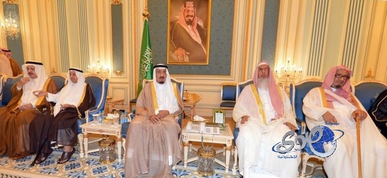 خادم الحرمين وسمو ولي العهد يتلقيان التعازي في وفاة الأمير بدر رحمه الله