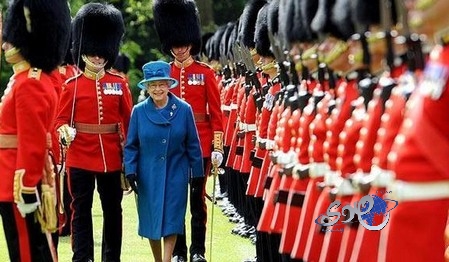 حرس ملكة بريطانيا يُصاب بالجرب