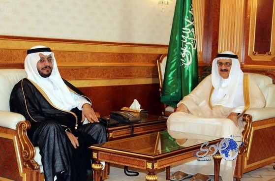 منصور مع وزير الإسكان إجراءات تنفيذ الأمر الملكي القاضي بتسليم جميع الأراضي الحكومية المعدة للسكن