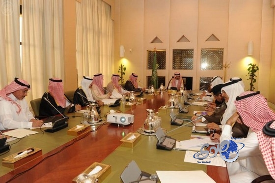 أمير الرياض يرأس اجتماع وضع الحلول العاجلة لمعالجة الاختناقات المرورية بالعاصمة