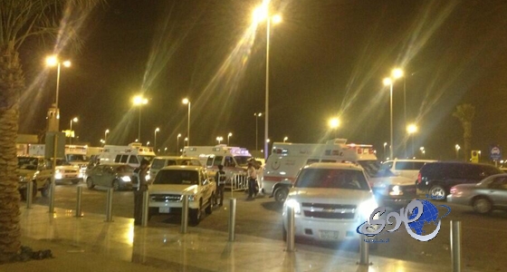 بالصور..استنفار في مطار تبوك بعد بلاغ عن حريق في طائرة