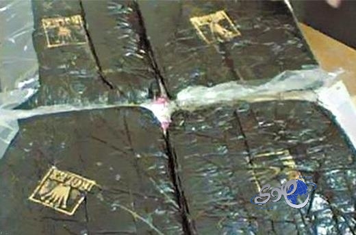 ضبط 158 بلاطة حشيش داخل سيارة مواطن بالحريضة