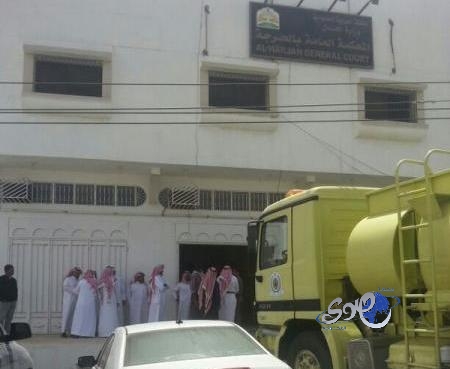 “مدني عسير” يسيطر على حريق محدود بمحكمة الحرجة