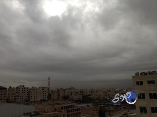 الأرصاد تنبه: سحب رعدية ممطرة على الطائف وأتربة بالرياض
