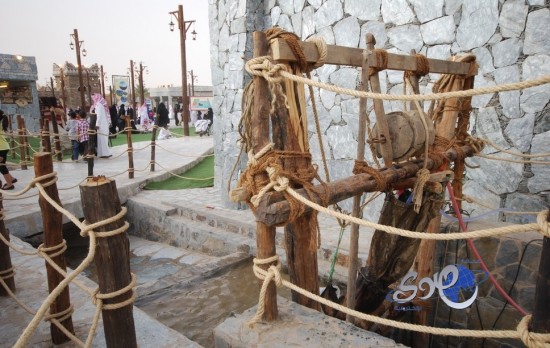 قرية الباحة التراثية تشهد اقبلا كثيفا