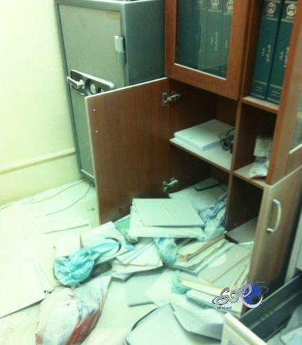 مجهولون ينهبون مدرسة بنات بمكة ويعبوث بأدواتها