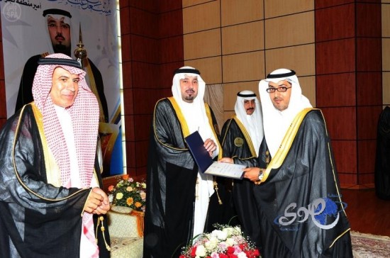 أمير منطقة نجران يرعى حفل تخريج ” 2300 ” طالب وطالبة بجامعة نجران