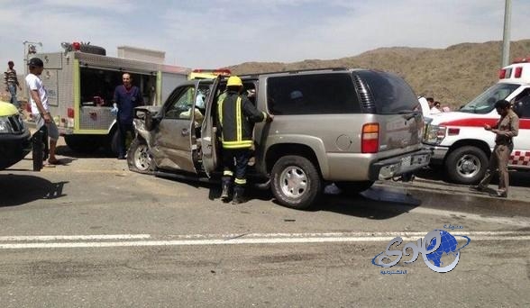 مقتل شخص وإصابة 3 في تصادم بـ”وادي صدر القرى”