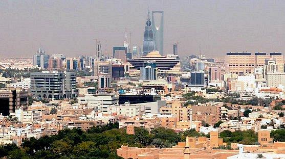 الإسكان توقع عقد تنفيذ البنية التحتية لأول مشروع في الرياض
