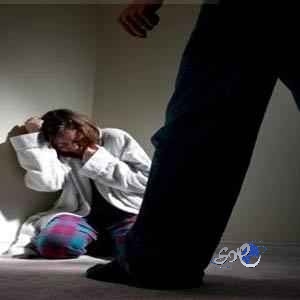 شاب يغرر بطالبة ثانوية ويفقدها عذريتها في فندق بمكة