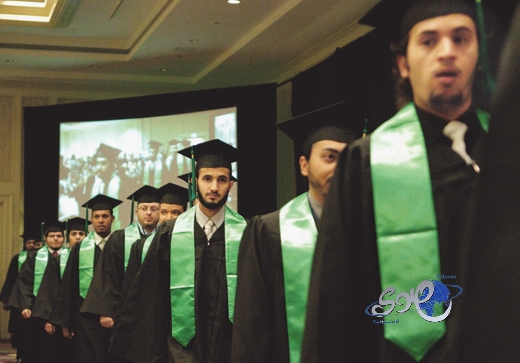 مبتعث سعودي بأمريكا يطالب بفصل السعوديين عن السعوديات