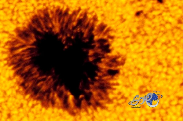 “بقعة كبيرة جديدة” على سطح الشمس و تقدر بمساحة 100.000 كيلومتر