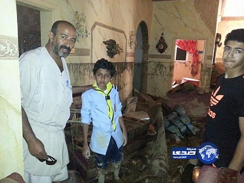 بالصور.. شباب الطائف فرق تطوعية لمساعدة المتضررين