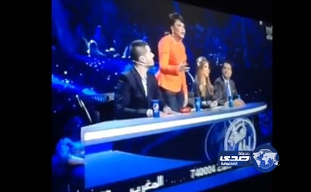 بالفيديو.. أحلام تعود للأثارة ببنطال أحرج الـ “ام بي سي” وقبلة على فم نانسي عجرم!