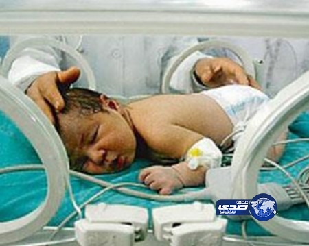 ممرضة “حديثة التعيين” تتسبب في تبديل مولودين بمستشفى الولادة بتبوك