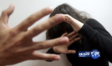 عروس سعودية تتعرض للضرب على يد عريسها يومياً