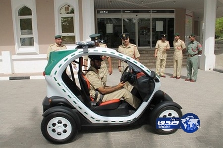 شرطة دبي تسيّر دورية كهربائية صديقة للبيئة