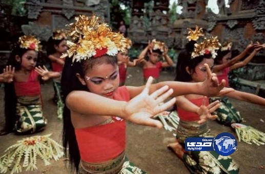 حظر رقص النساء في إندونيسيا