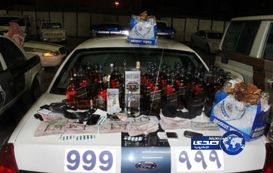 امن الرياض يضبط ثلاثة أشخاص يستقلون سيارة مطلوبة أمنياً