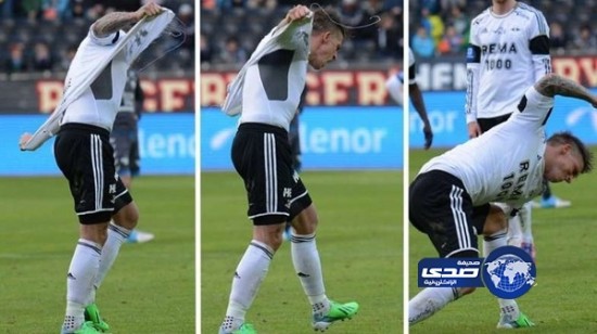 طرده الحكم “ظلماً” .. فمزّق قميصه احتجاجاً!