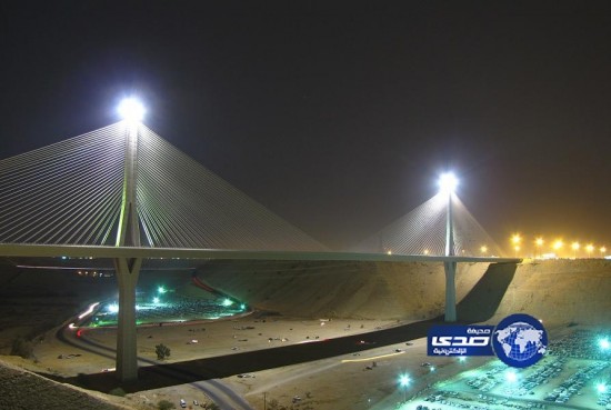 “النقل”: الجسر المعلق بالرياض “سليم” بعد اهتزازات العاصفة