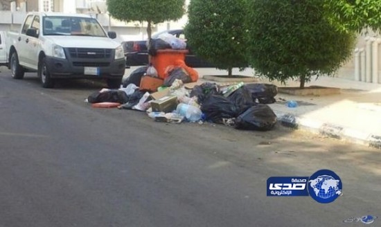 عمال النظافة بمكة يعودون للعمل بعد إضراب للمطالبة بحقوقهم